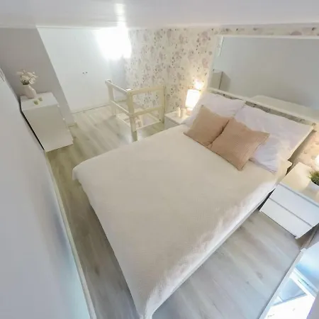 Rynek 20/21 -Cosy New Apartment On The Market Square - 4 Bedrooms - 8 People Wroclaw Exterior photo